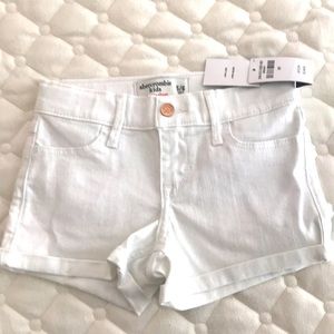 Abercrombie kids White Shortie Shorts